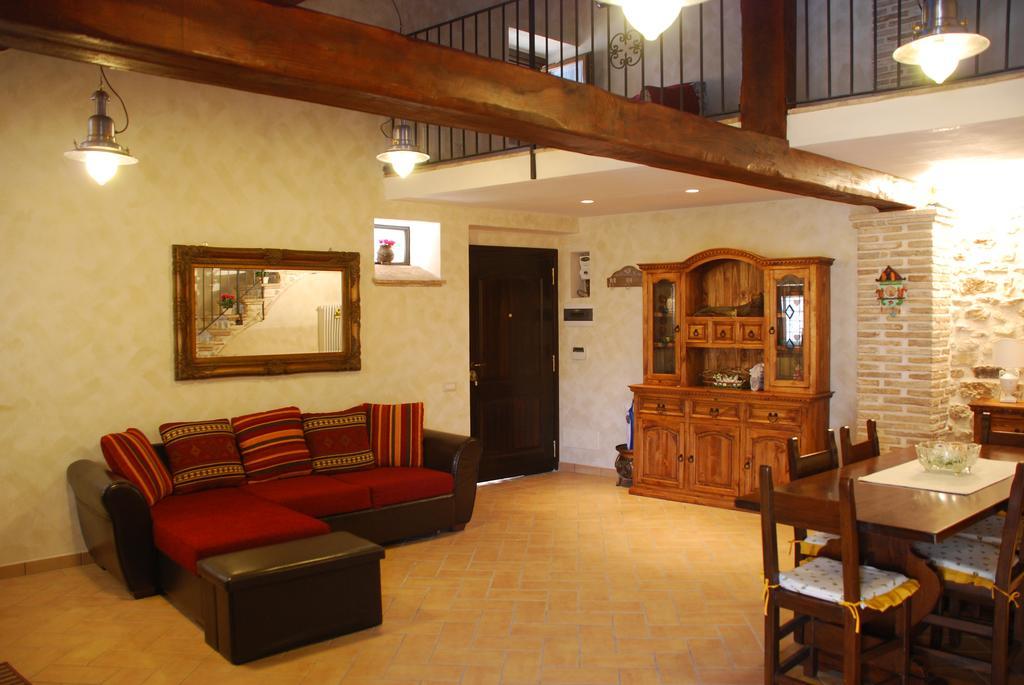 Il Paradiso Nel Borgo Arrone Eksteriør billede