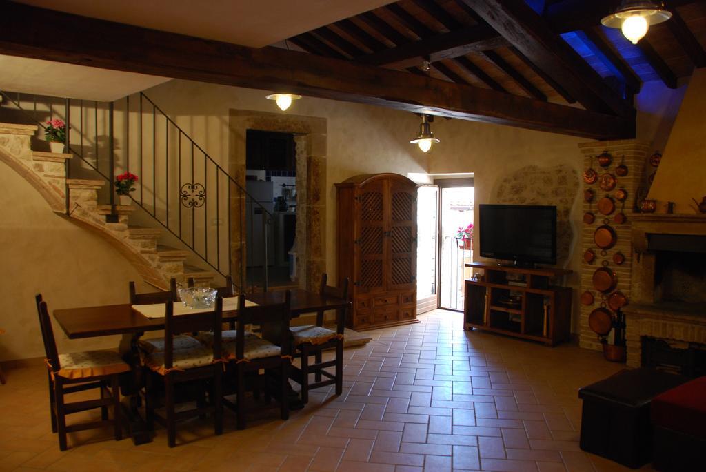 Il Paradiso Nel Borgo Arrone Eksteriør billede
