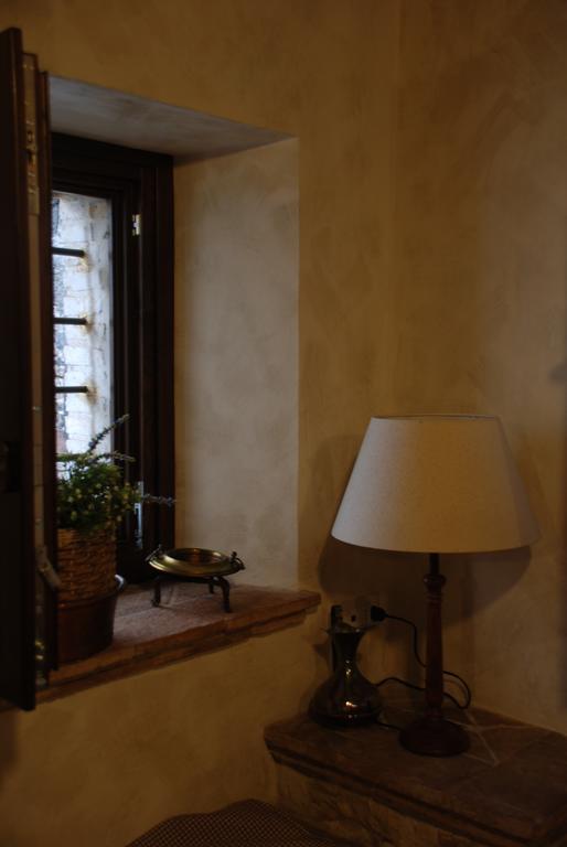 Il Paradiso Nel Borgo Arrone Eksteriør billede